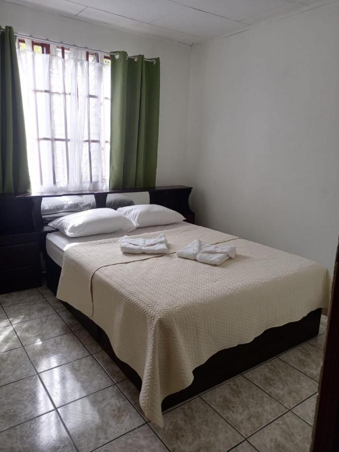 Apartamento Lopez Y Azofeifa Portete 외부 사진