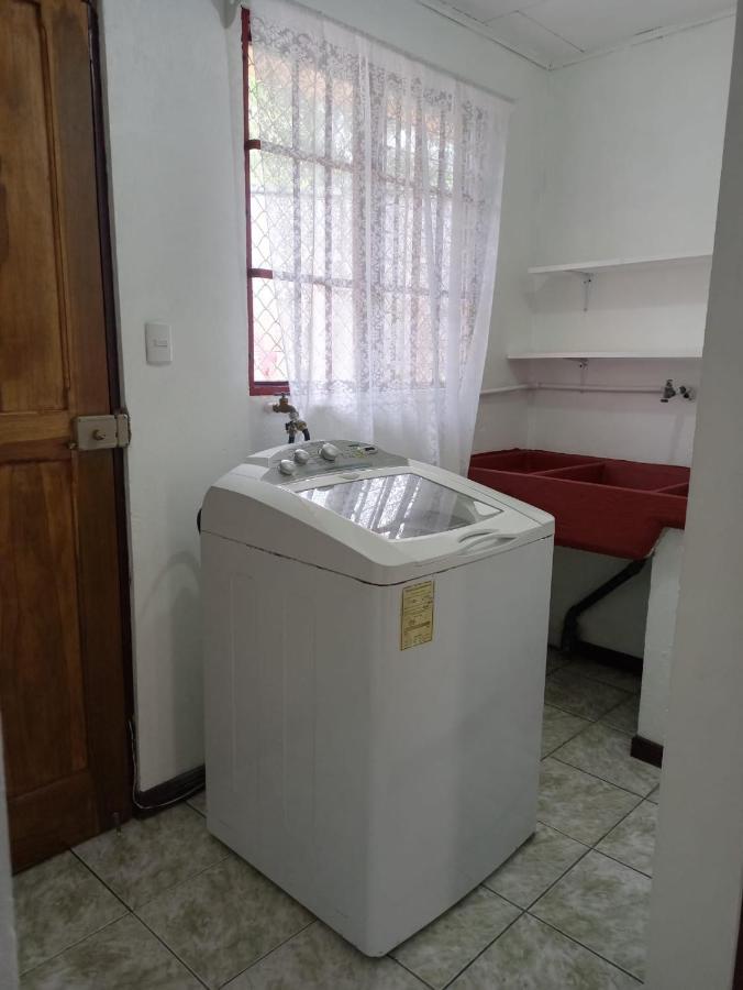Apartamento Lopez Y Azofeifa Portete 외부 사진